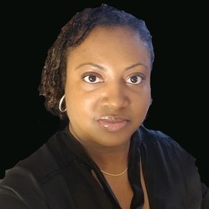 Meet your Posher, Lakiecha